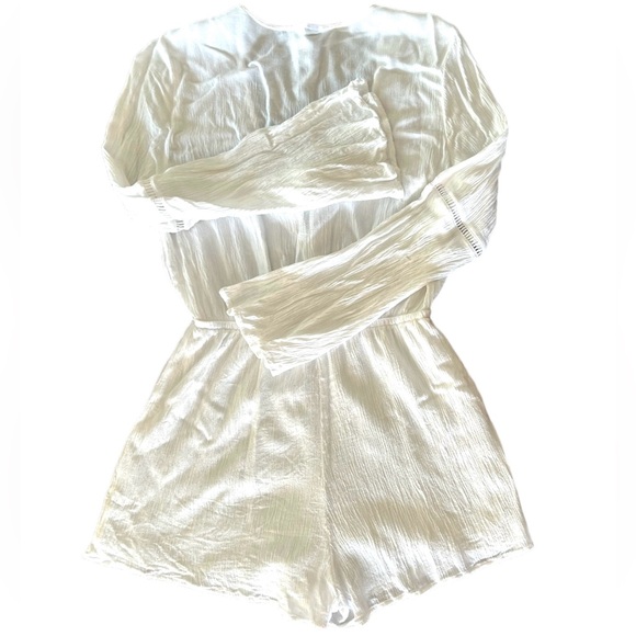 5/25$ ✨ Boho Romper - Picture 1 of 5